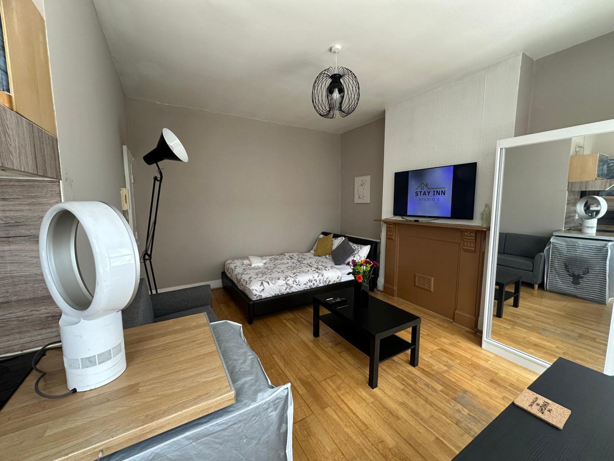 Stay Inn Studio'S London Exterior photo
