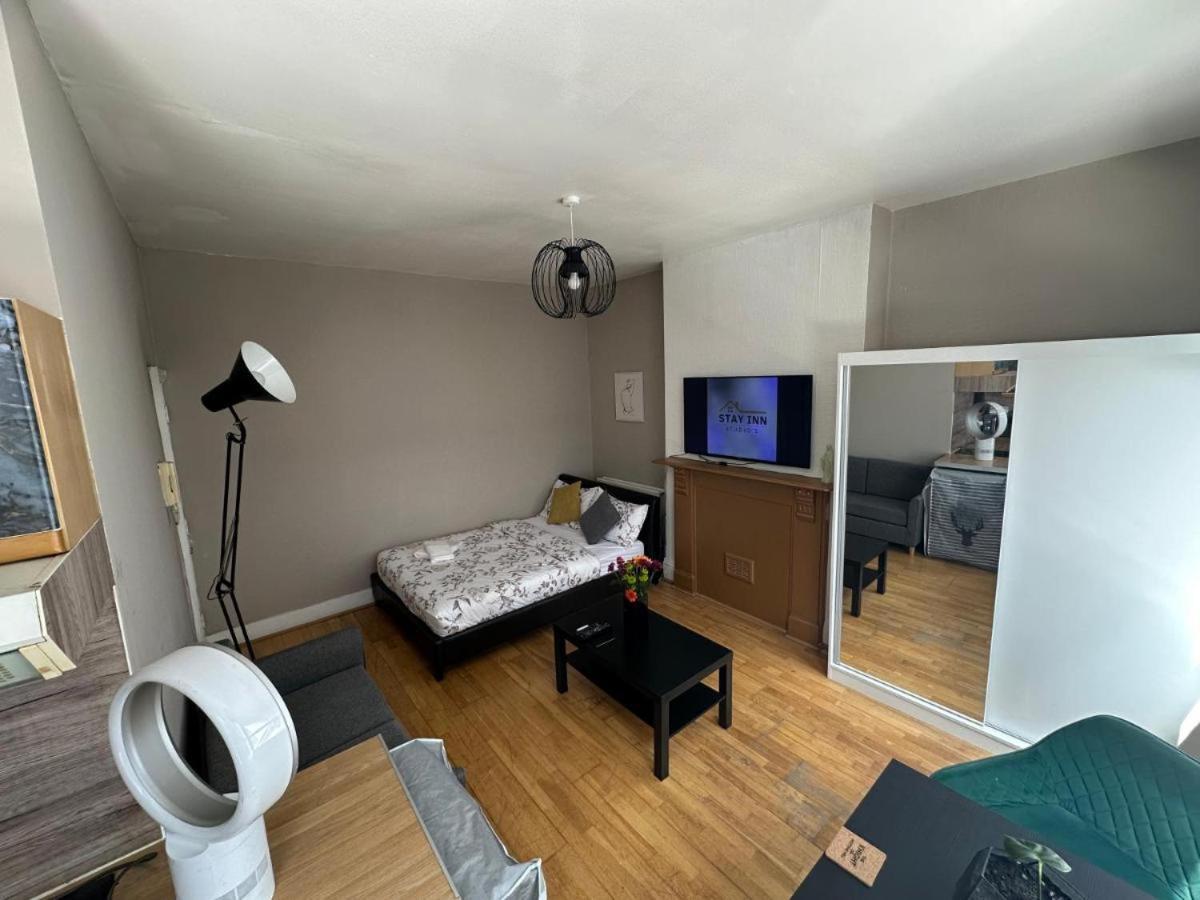 Stay Inn Studio'S London Exterior photo